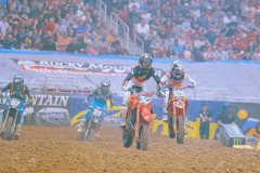 2024-SAINT-LOUIS-SUPERCROSS_KICKSTART-GALLERY1112