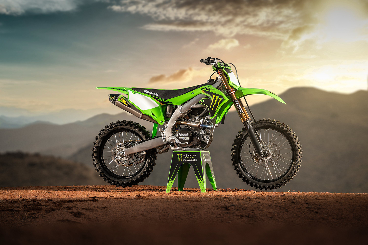 Kawasaki Unveils 2022 KX450SR | A New Player in the Works Edition