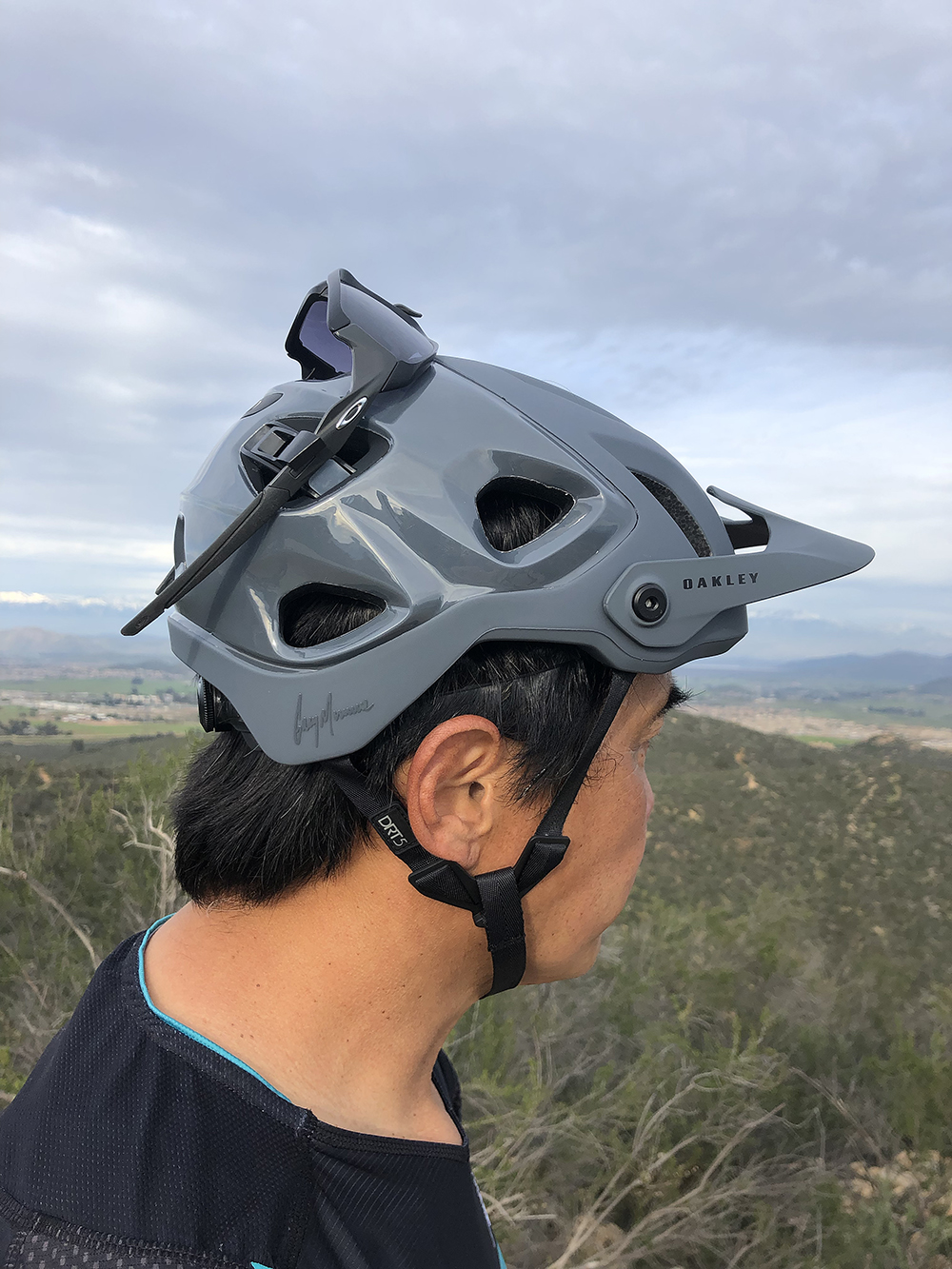 Trail Tested | Oakley Drt5 MTB Helmet - Swapmoto Live