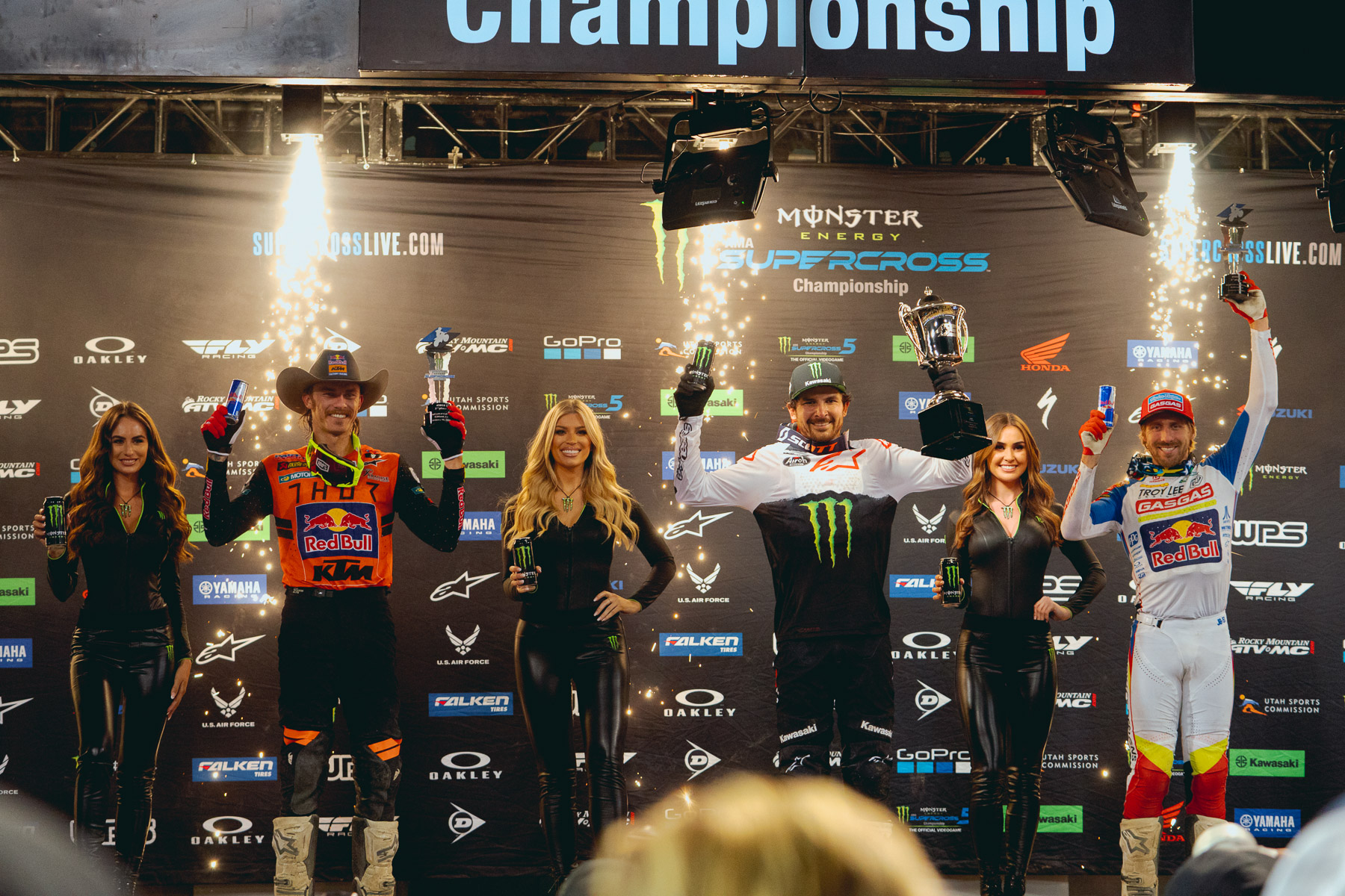 2022 Oakland Supercross Race Report & Results Swapmoto Live