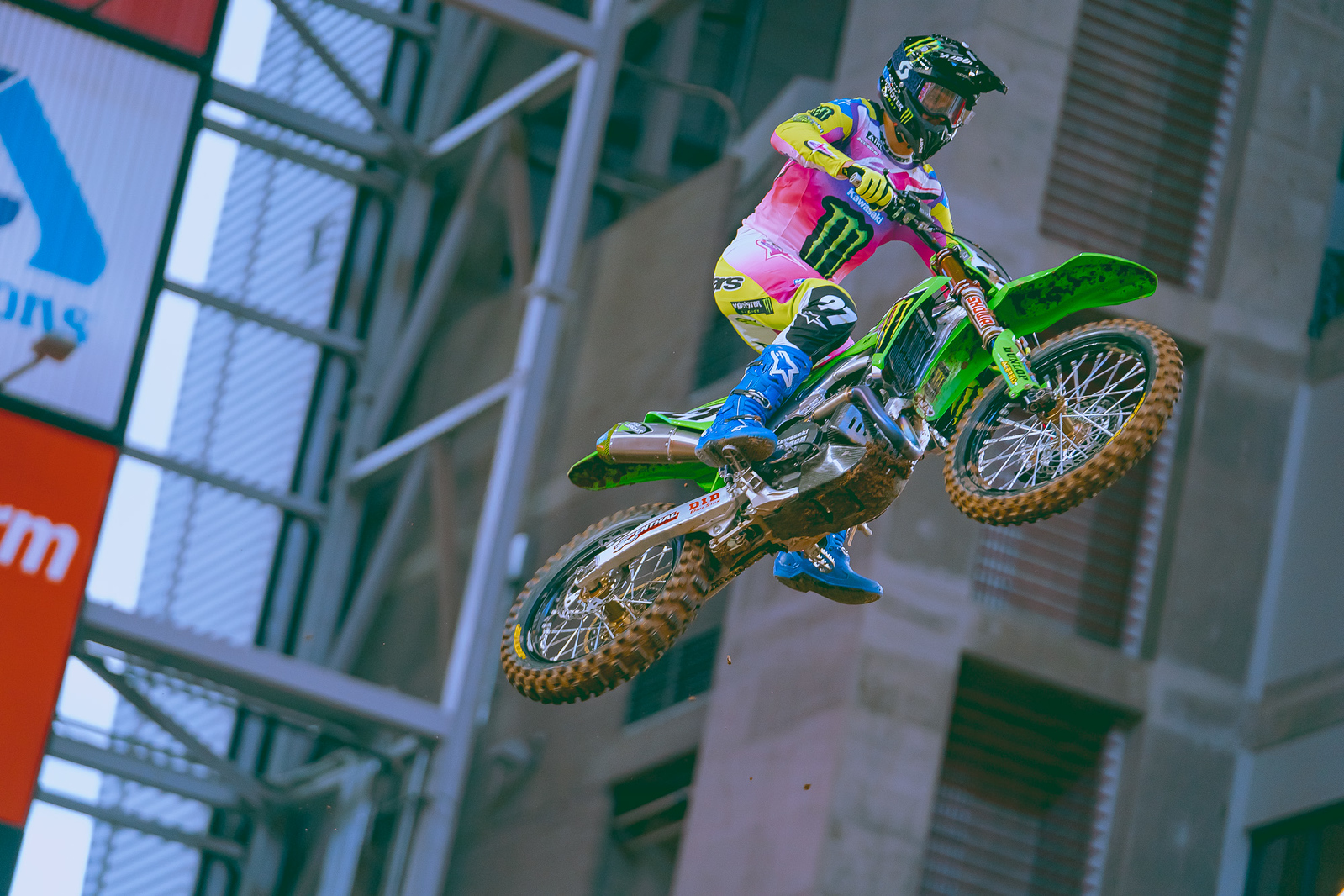 2024 Glendale Supercross Qualifying Report & Results Swapmoto Live